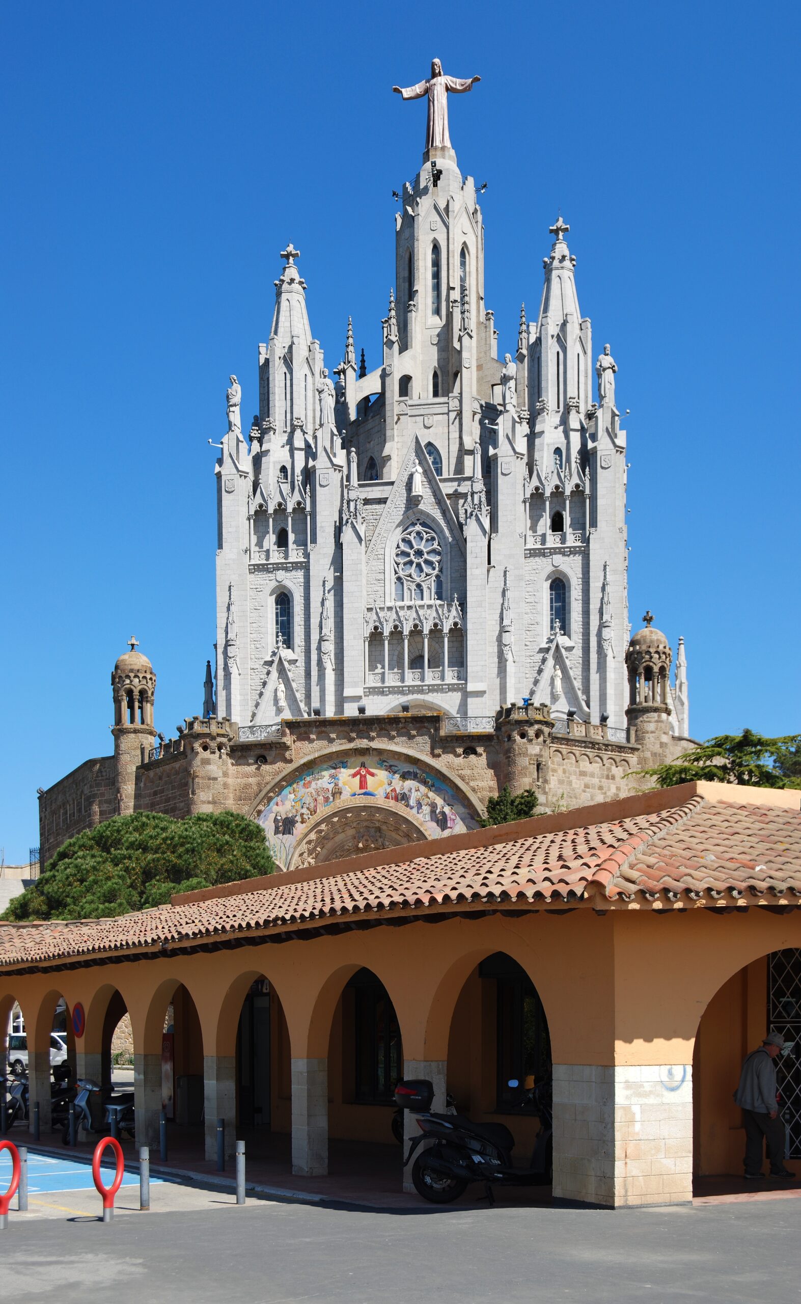 La chiesa del Sagrat Cor in cima al Tibidabo