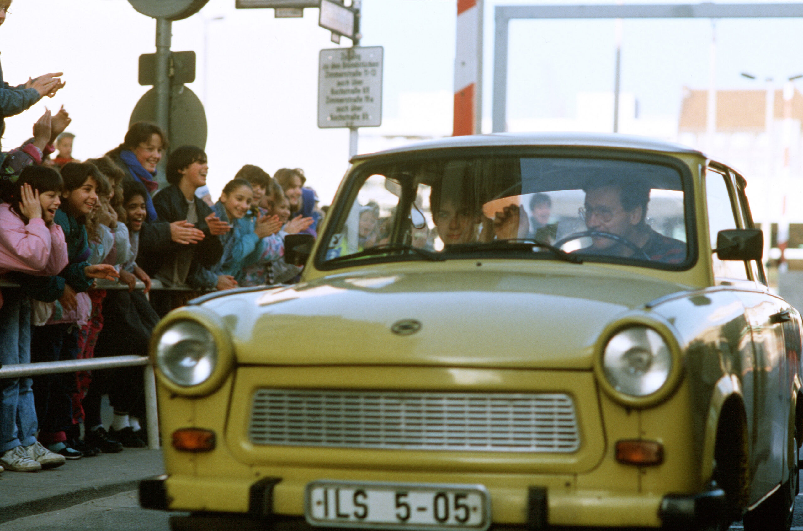 Il valico di Checkpoint Charlie nel novembre 1989