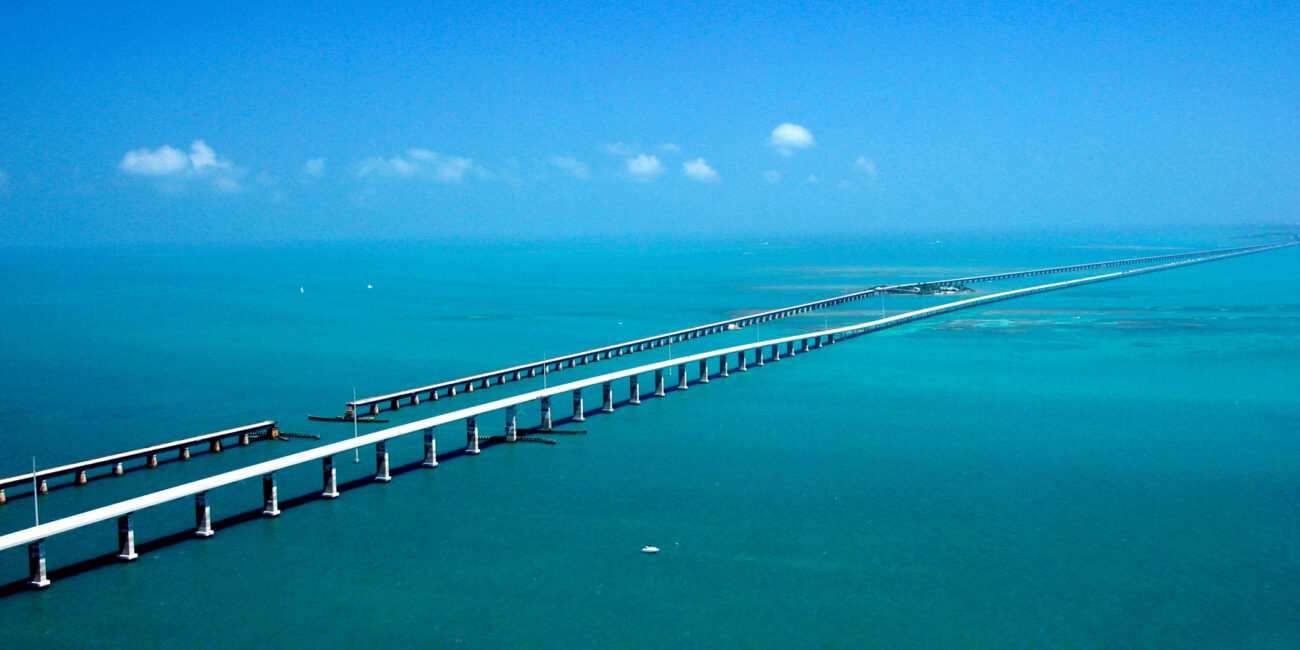 Il ponte di sette miglia che collega le isole delle Florida Keys