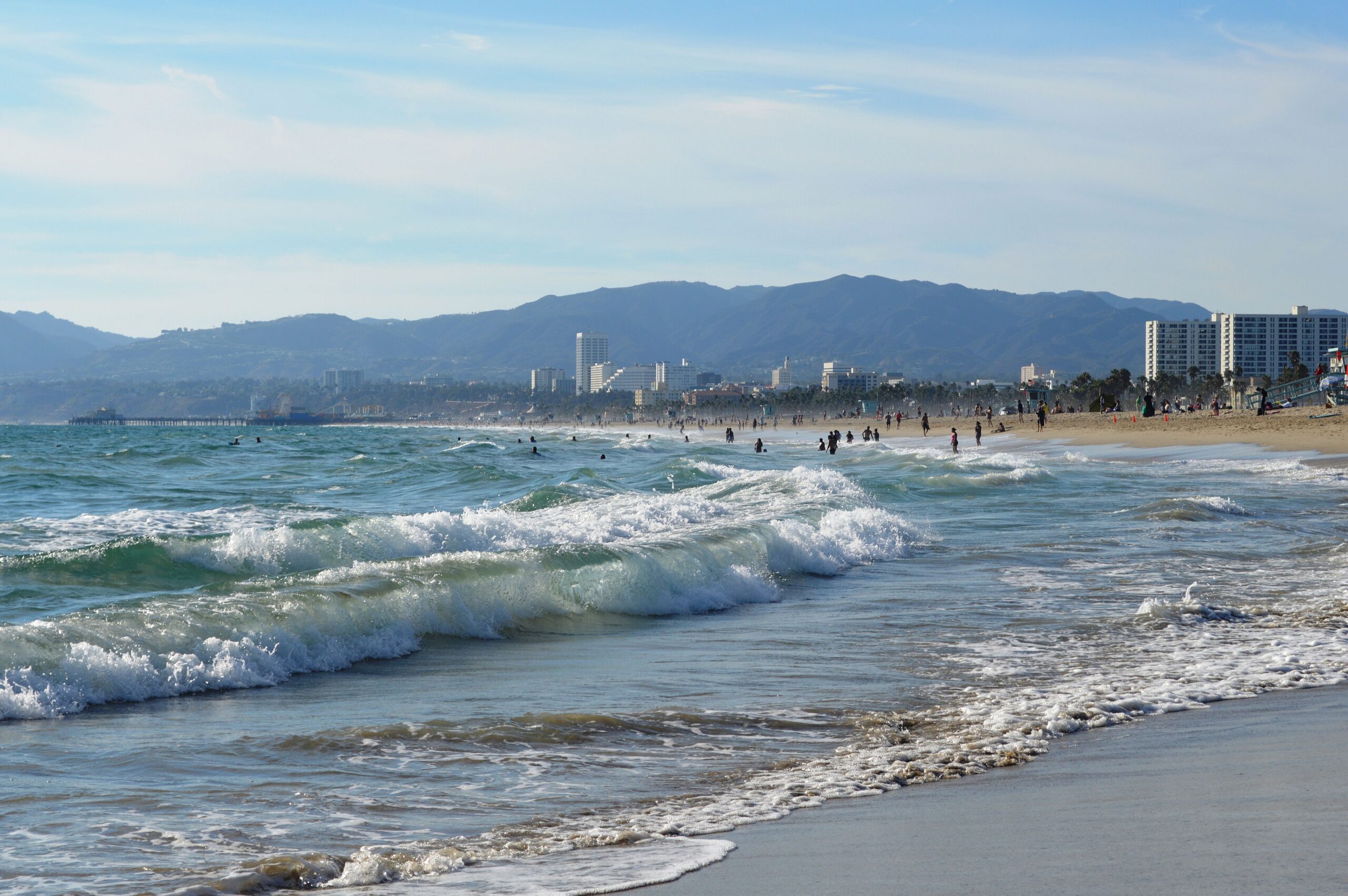 La spiaggia e le onde di Venice Beach