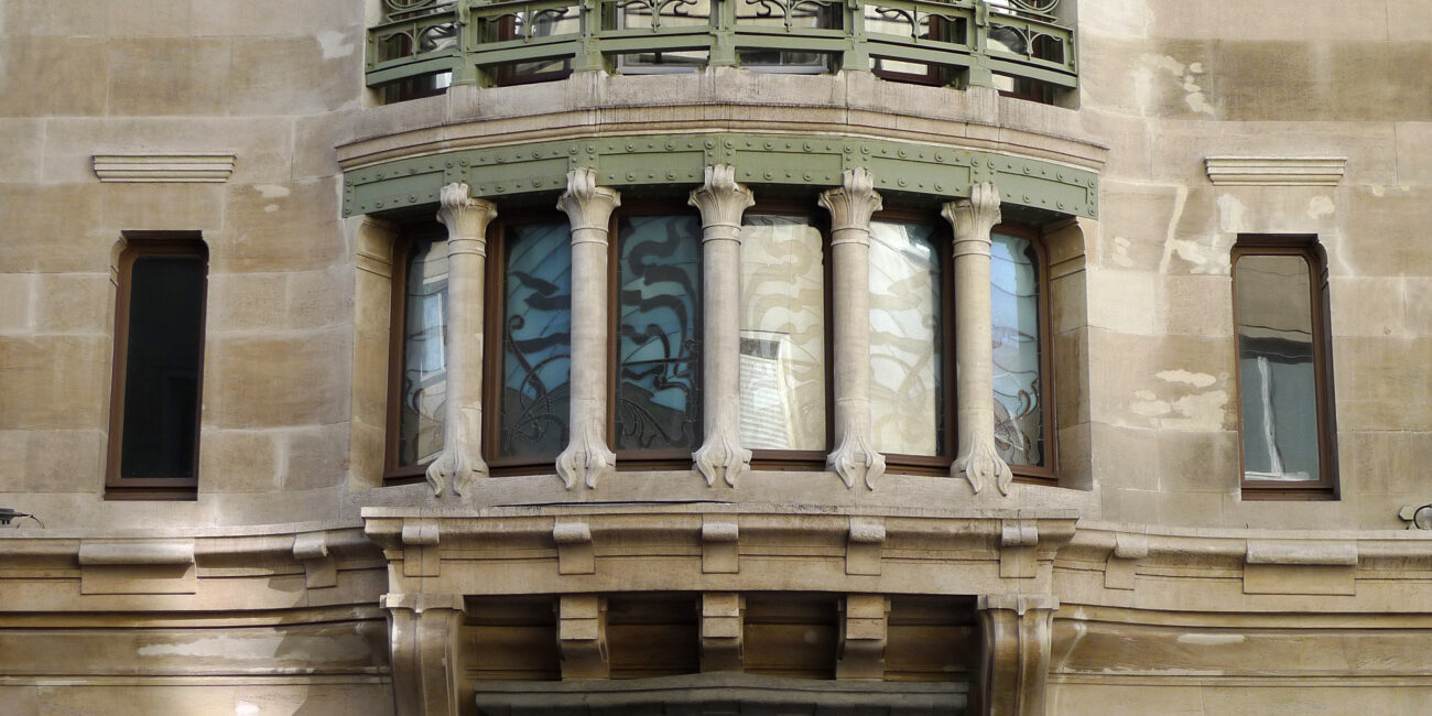 La facciata dell’Hôtel Tassel, primo edificio Art Nouveau