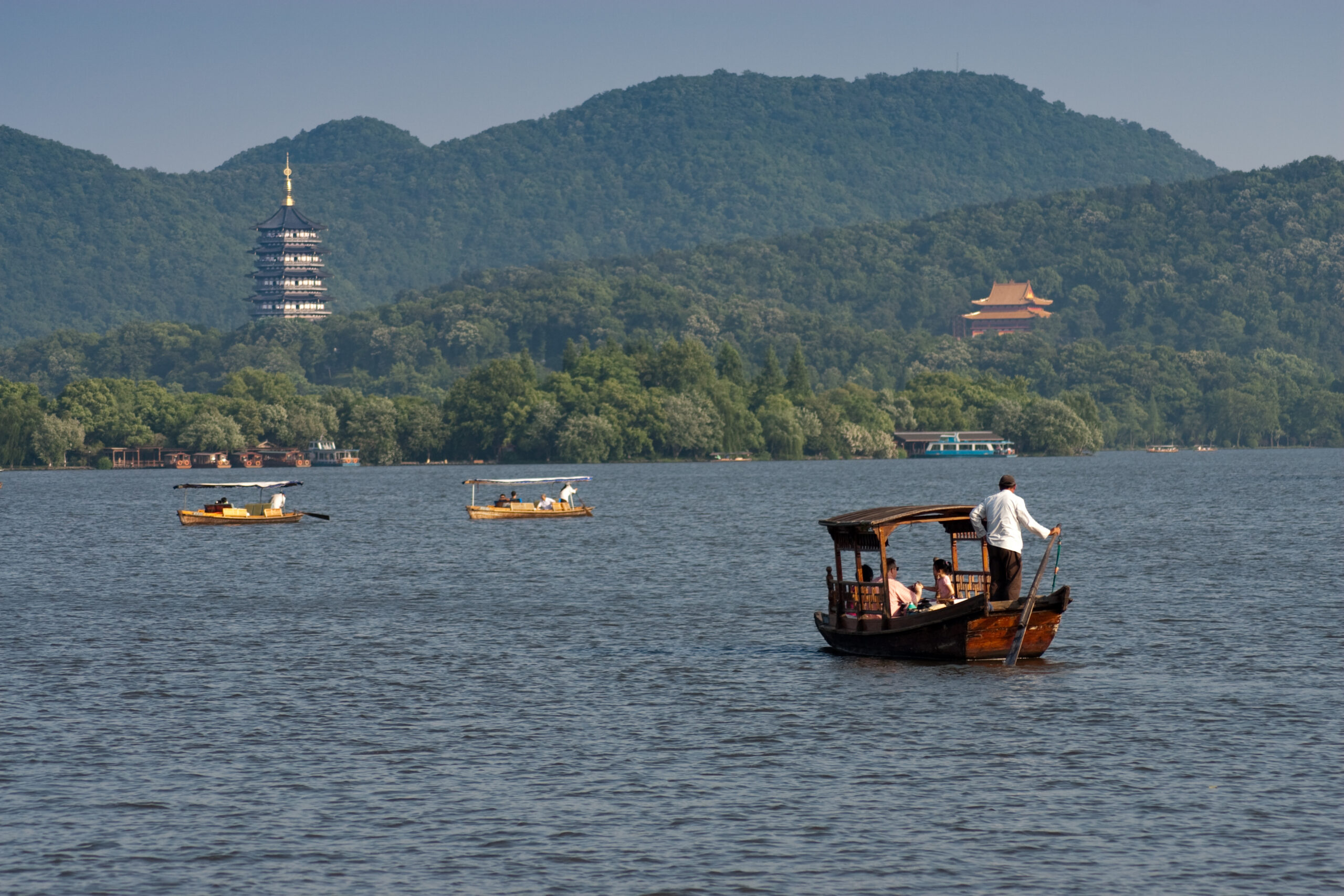 Il Xihu di Hangzhou, con la pagoda Leifeng