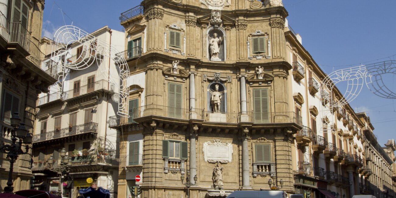 L’incrocio barocco dei Quattro Canti