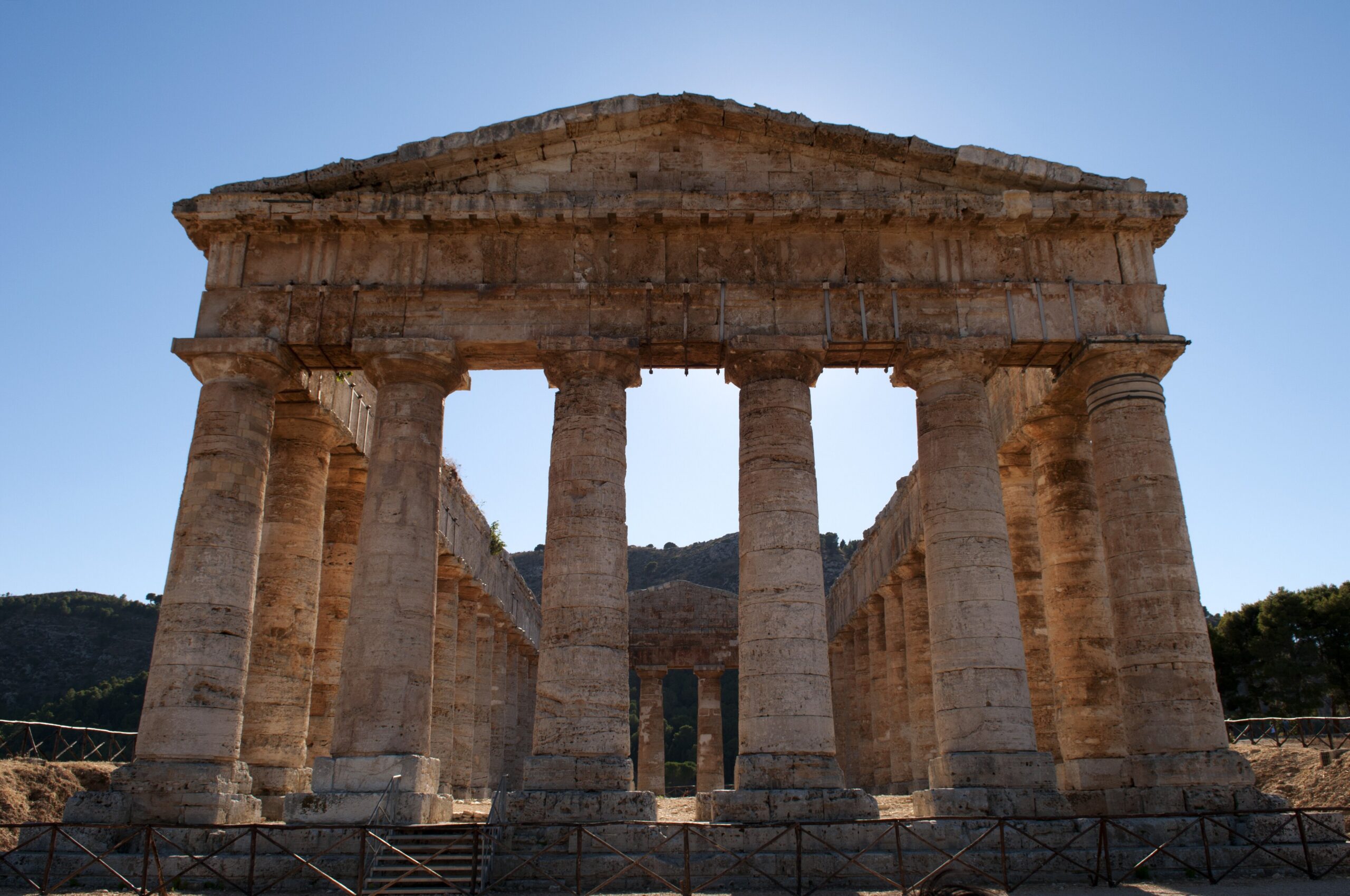 Il tempio dorico di Segesta, mai terminato